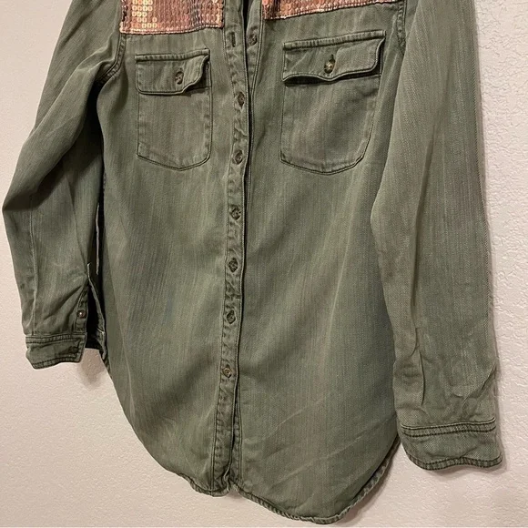 Anthropologie Olive Green and Bronze Sequin Button Down Shirt Size 8 - Picture 11 of 16
